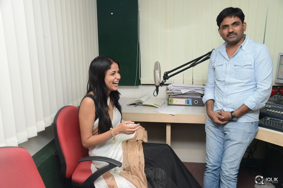 Bhale-Bhale-Magadivoy-Movie-Team-at-Radio-Mirchi-Vijayawada